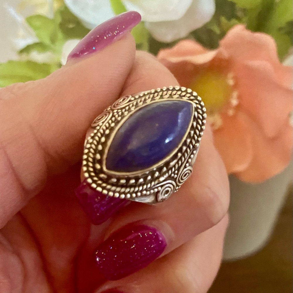 *SOLD* Sterling Lapis Lazuli Ring🌻